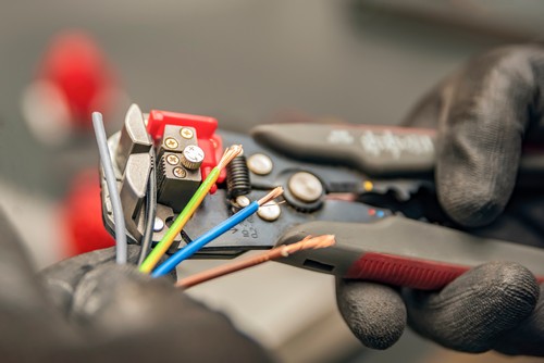 Affordable Burien electricians in WA near 98146