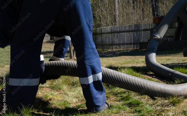 Local Edgewood septic line repair in WA near 98371